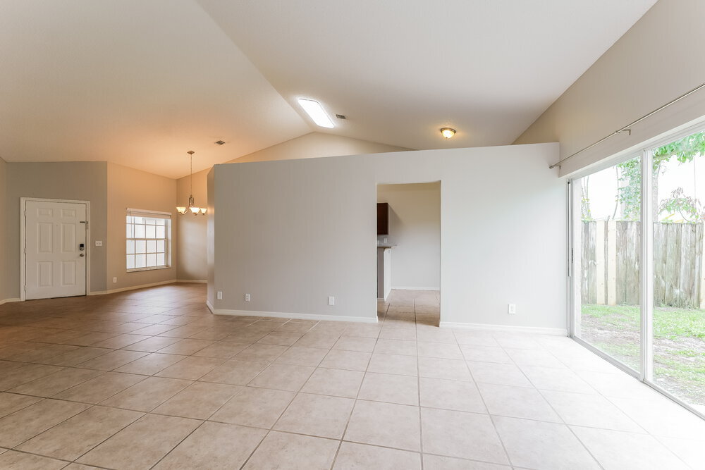 Building Photo - 180 Heatherwood Dr