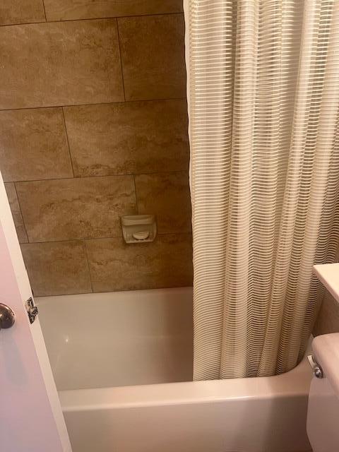 Building Photo - 90 Mansfield C