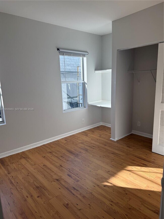 Building Photo - 576 NE 63rd St