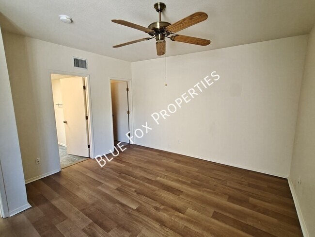 Building Photo - 2415 W Calle Retana
