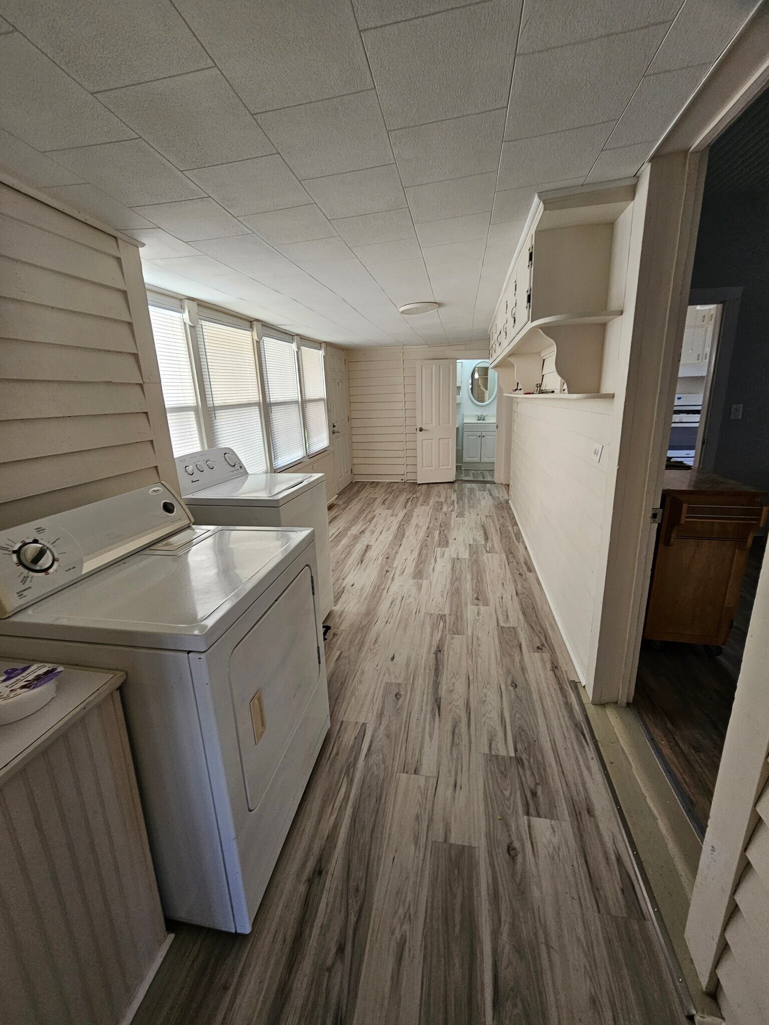 Building Photo - 4058 West Ave