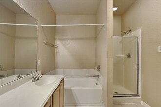 Building Photo - 285 Mesa View