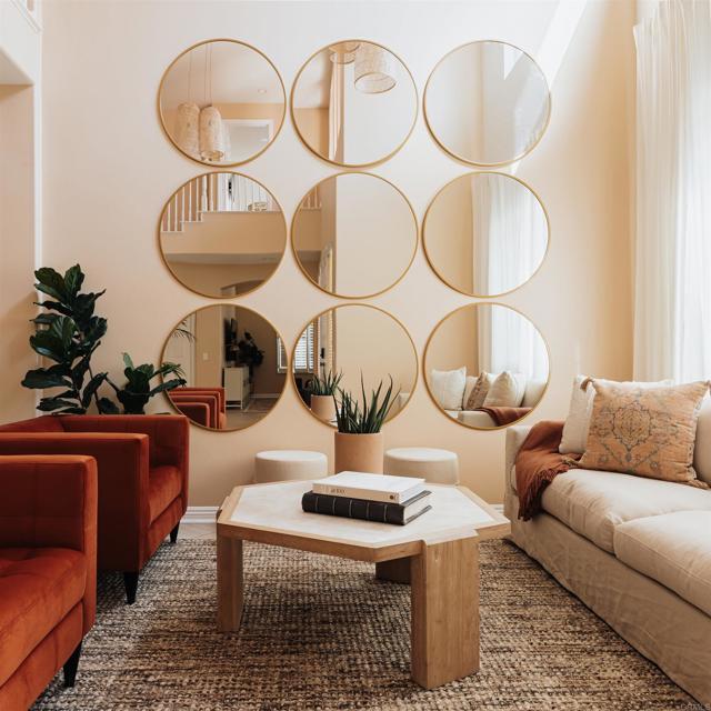 Building Photo - 10517 Corte Jardin Del Mar