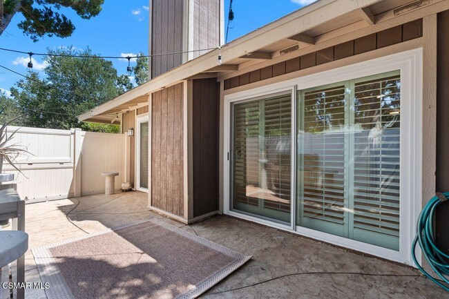 Building Photo - 28551 Conejo View Dr