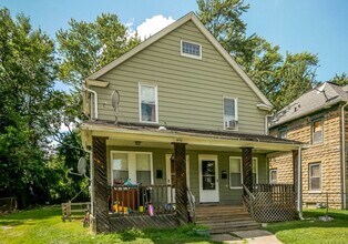 Building Photo - 690/692 Carpenter