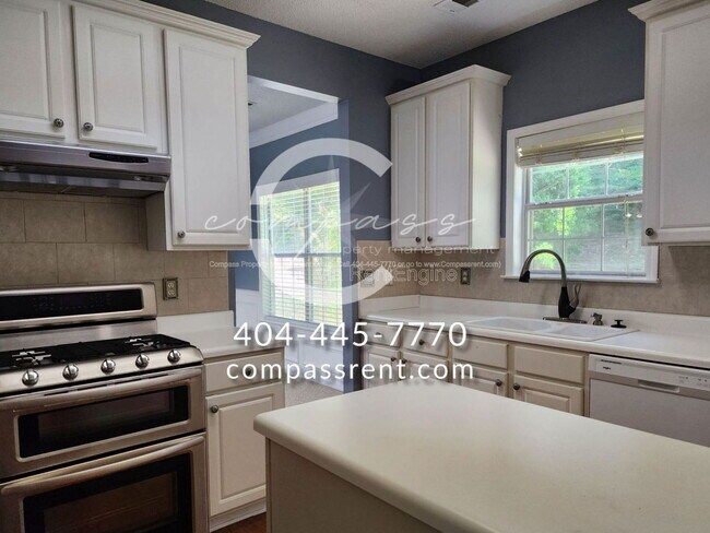 Building Photo - 2277 Wickingham Dr NE