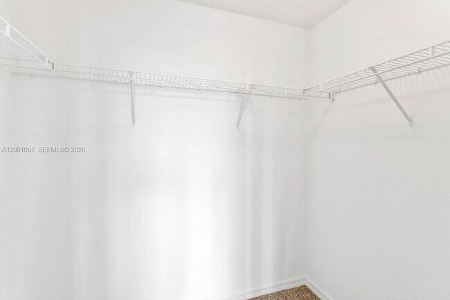 Building Photo - 5554 Metrowest Blvd