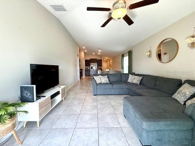 Building Photo - 1731 Yellow Trl