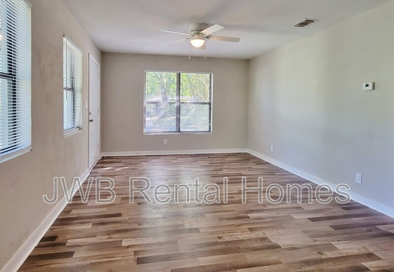 Building Photo - 2820 Calloway Cir