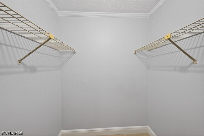 Building Photo - 5300 Treetops Dr