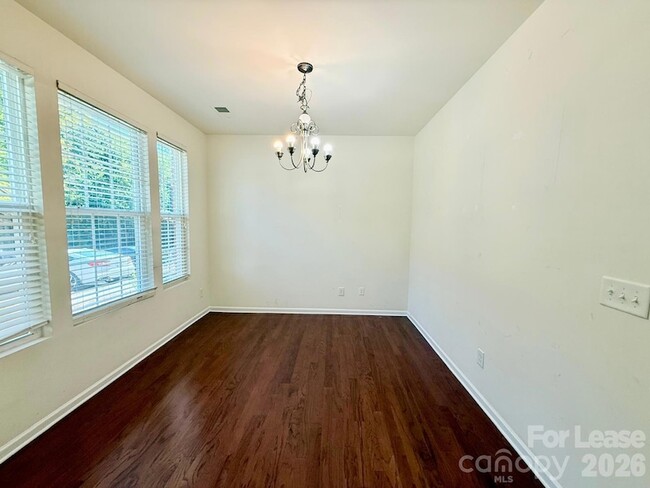 Building Photo - 7021 Broughton Ln