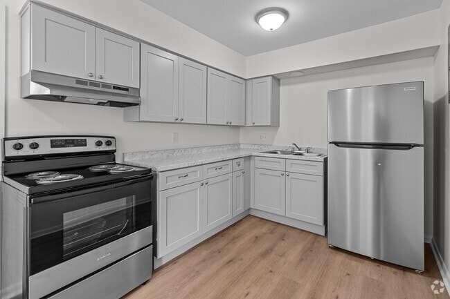Building Photo - 121 Heath Street