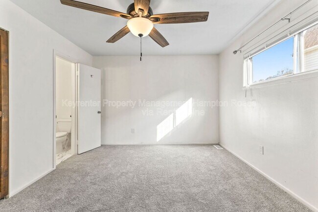 Building Photo - 4707 Dermott St