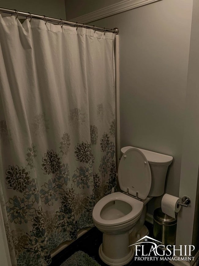 Building Photo - Close to Vidant Medical Center