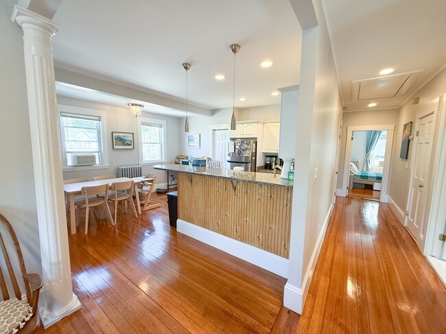 Building Photo - 410 S Huntington Ave