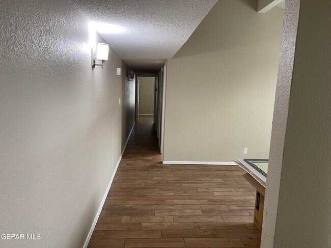 Building Photo - 2401 Copper Ave