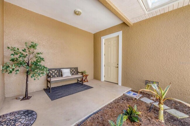 Building Photo - 10720 Lemon Creek Loop