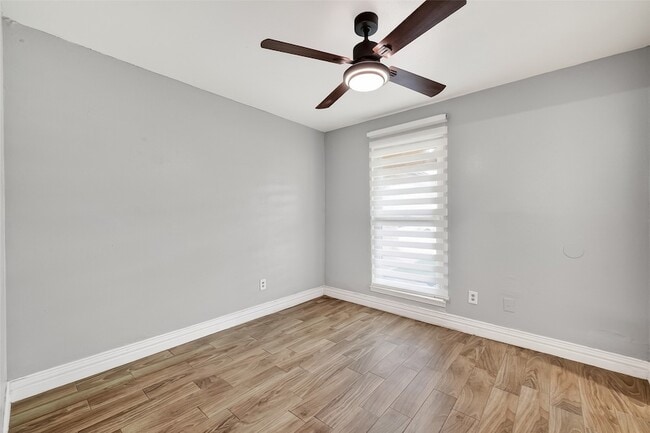 Building Photo - 19818 Packwood Dr