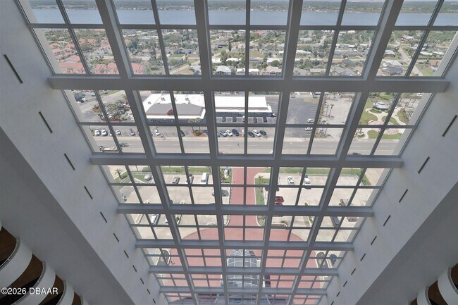 Building Photo - 2545 S Atlantic Ave