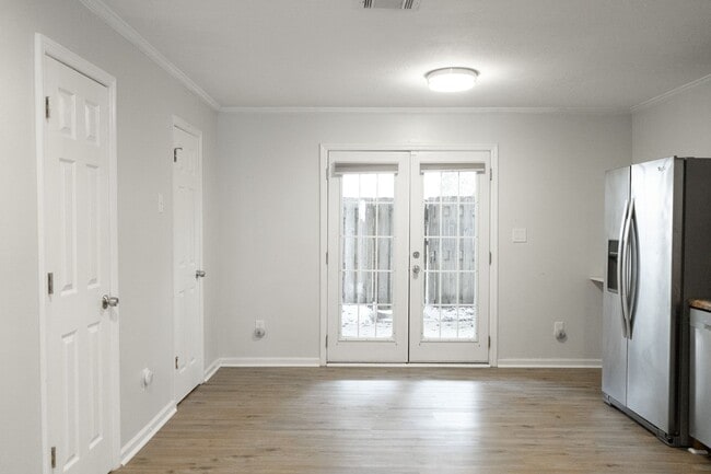 Building Photo - 2111 Turtle Ct