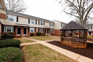 Building Photo - Poplar Grove