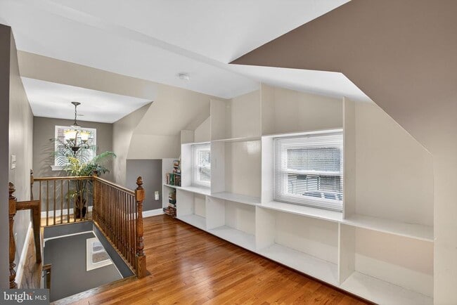 Building Photo - 6605 Ellenwood Dr