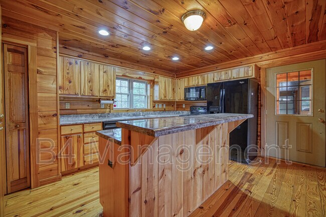 Building Photo - 336 Dancing Water Dr