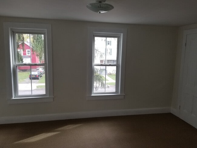 bedroom - 42 Spring Forest Ave