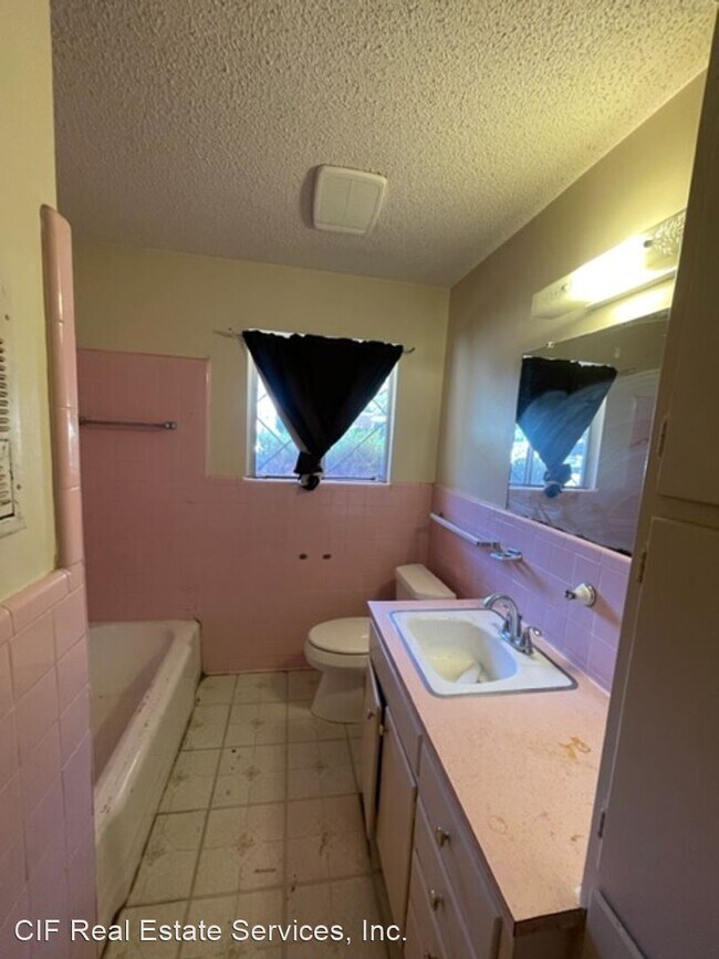 Building Photo - 3 br, 2 bath House - 1218 Parkdale Dr.