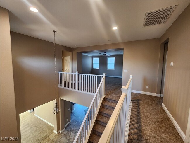 Building Photo - 7426 Matilda St