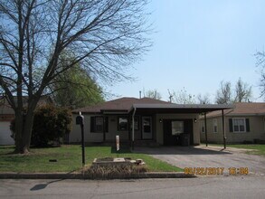 Building Photo - LAWTON HEIGHTS!!!!