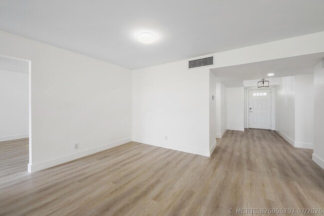 Building Photo - 10459 SE Terrapin Pl