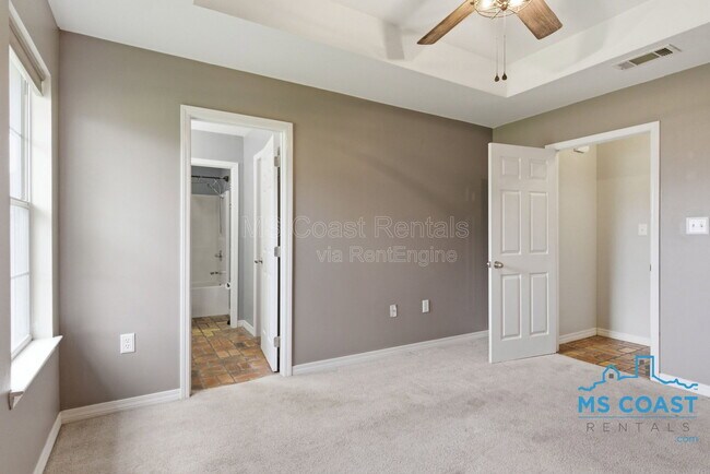 Building Photo - 14971 Camp Ln