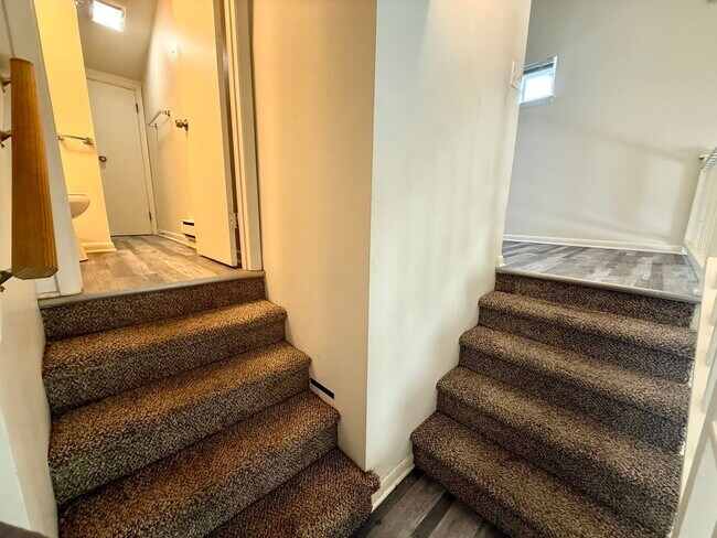 Building Photo - 58 N Front St