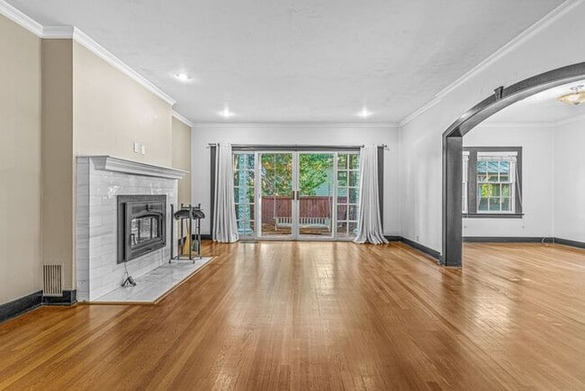 Building Photo - Beautiful Estate for Rent in Ashland