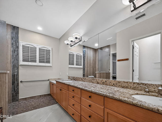 Building Photo - 1399 Cordova St