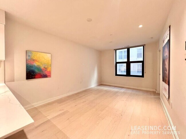 Building Photo - 1427 Rhode Island Ave NW