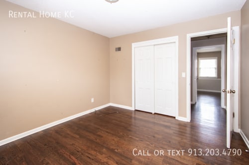 Building Photo - 10047 Lamar-