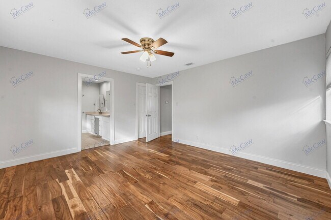 Building Photo - 709 Cimarron Trail