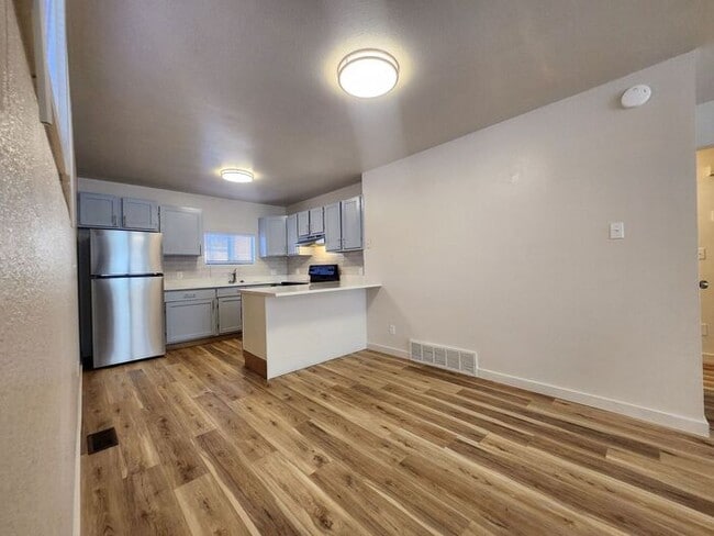 Building Photo - Renovated Cozy 2-Bedroom Duplex | Move In Now – Next Month’s Rent is Waived!