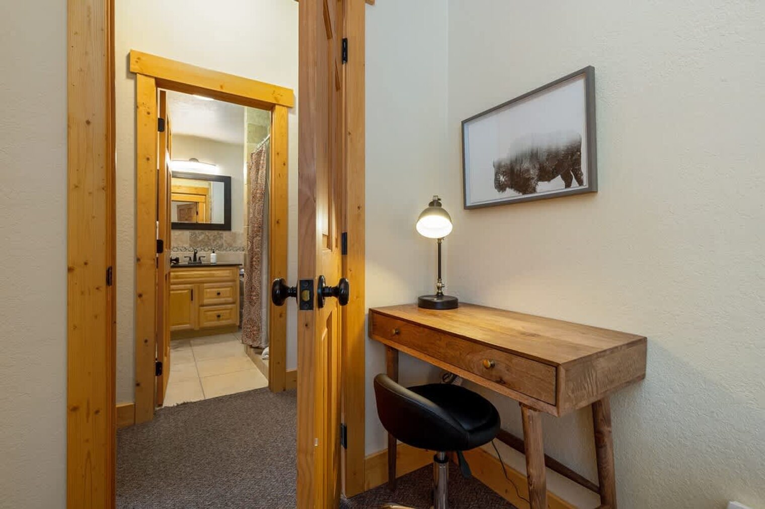 Building Photo - 500-504 4 O'Clock Rd