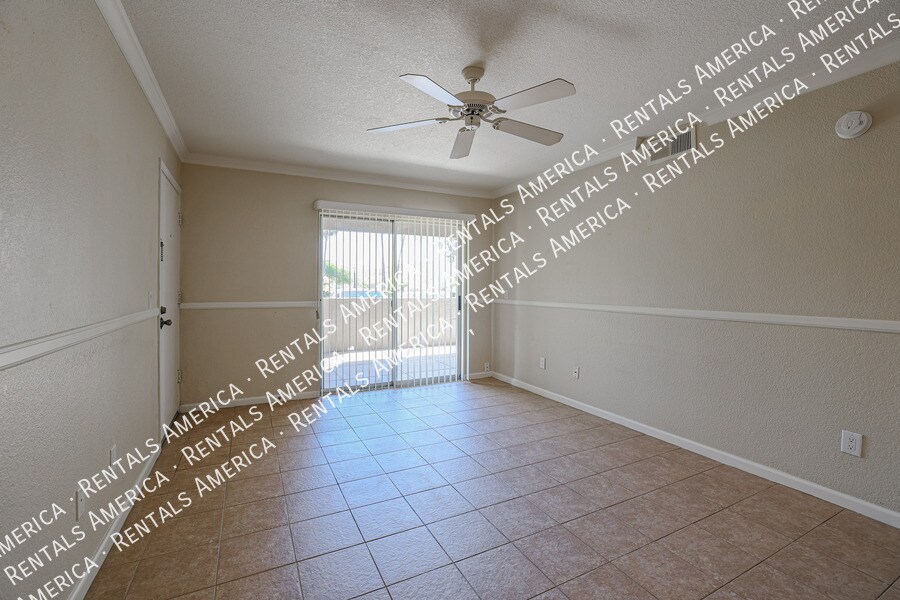 Building Photo - 1720 E Thunderbird Rd