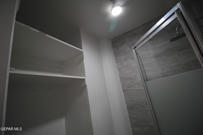 Building Photo - 3200 Richmond Ave