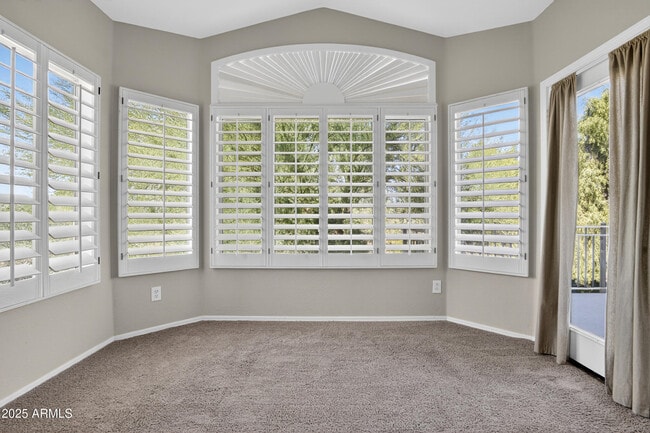 Building Photo - 4302 E Mossman Rd