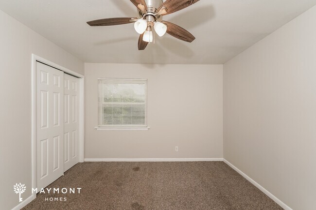 Building Photo - Charming Three Bedroom in Leeds