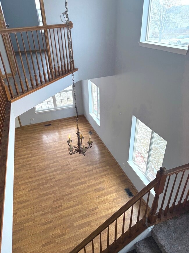 Building Photo - 2208 Rebecca Cir