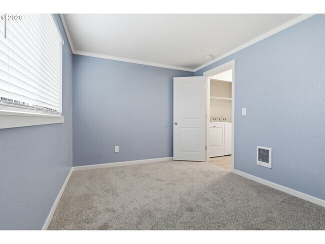 Building Photo - 510 SE 157th Ave