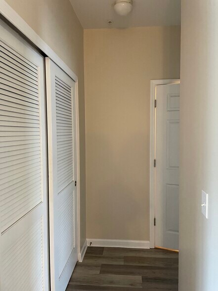 Building Photo - 374 Kiskadee Loop