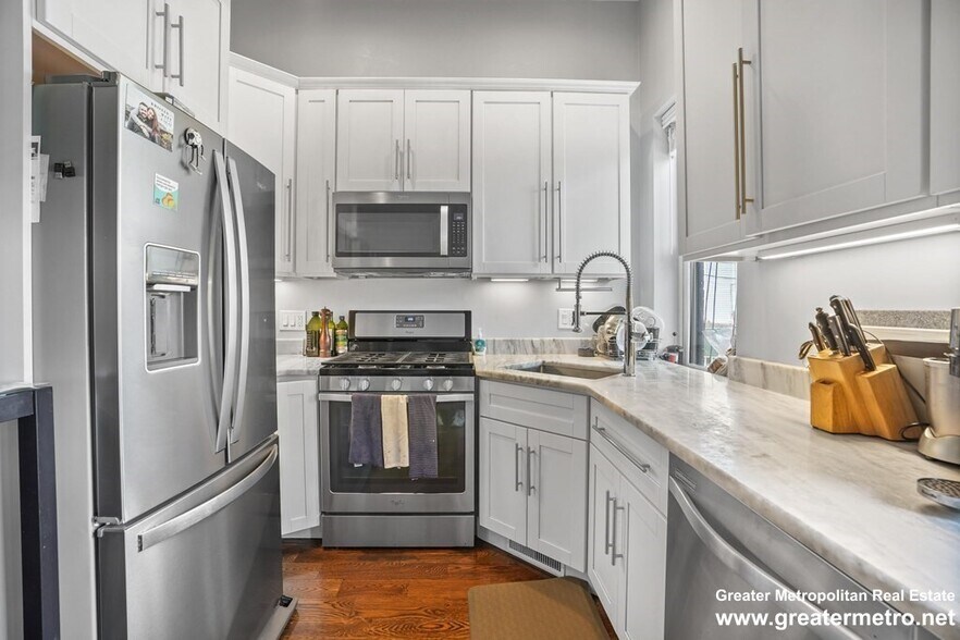 Building Photo - 130 M St