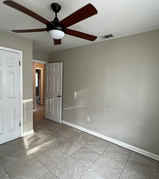 Building Photo - 4109 Parkway Dr